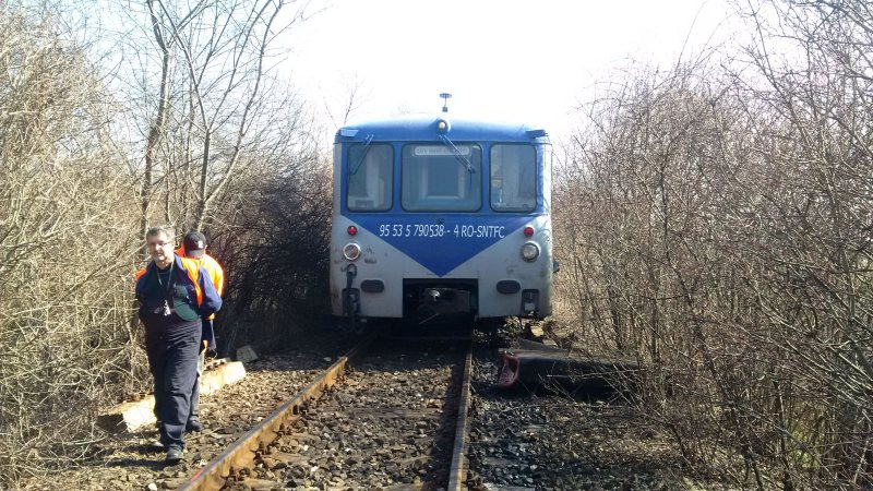 INCIDENT FEROVIAR: Trenul care circula între Bușag și Baia Mare a deraiat în această dimineață: GALERIE FOTO INCIDENT FEROVIAR: Trenul care circula între Bușag și Baia Mare a deraiat în această dimineață: GALERIE FOTO