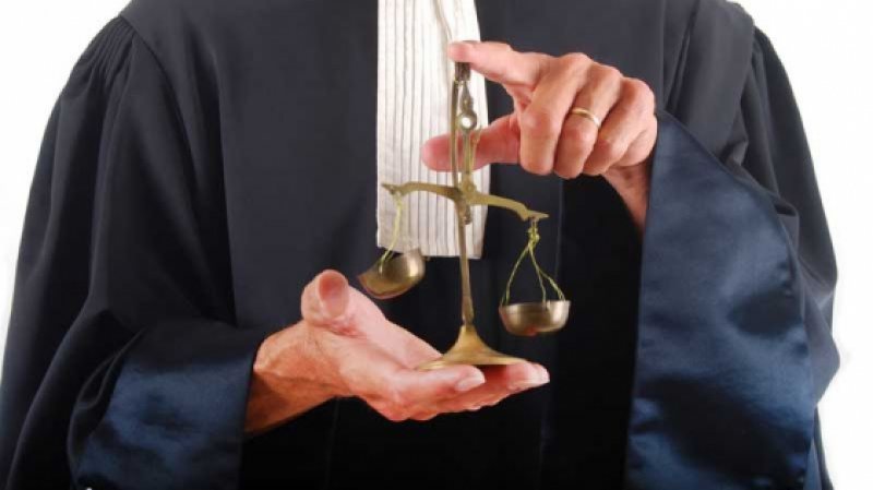 LEGISLAȚIE: De vineri, avocații vor putea fi sancționați cu amenzi de zece ori mai mari LEGISLAȚIE: De vineri, avocații vor putea fi sancționați cu amenzi de zece ori mai mari