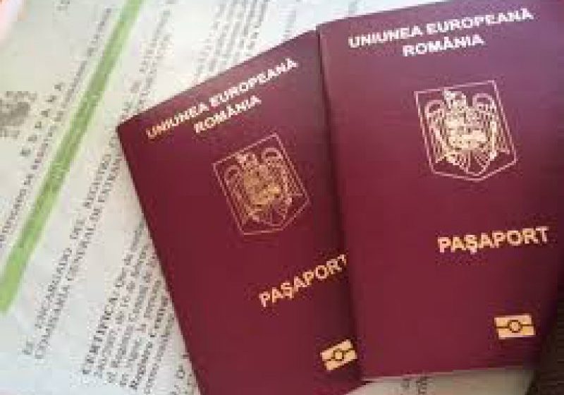 MAI: În 2016 s-a eliberat cel mai mare număr de paşapoarte din ultimii şase ani