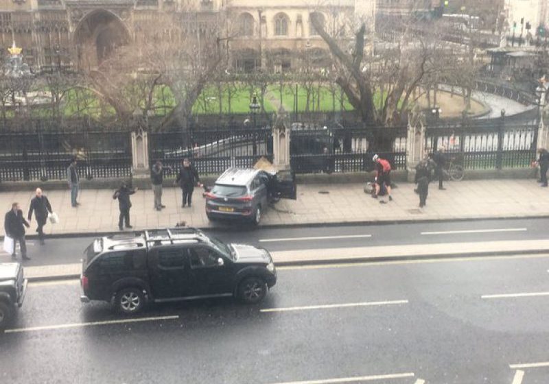 MĂSURI: Şapte persoane, arestate în legătură cu atacul terorist de la Londra