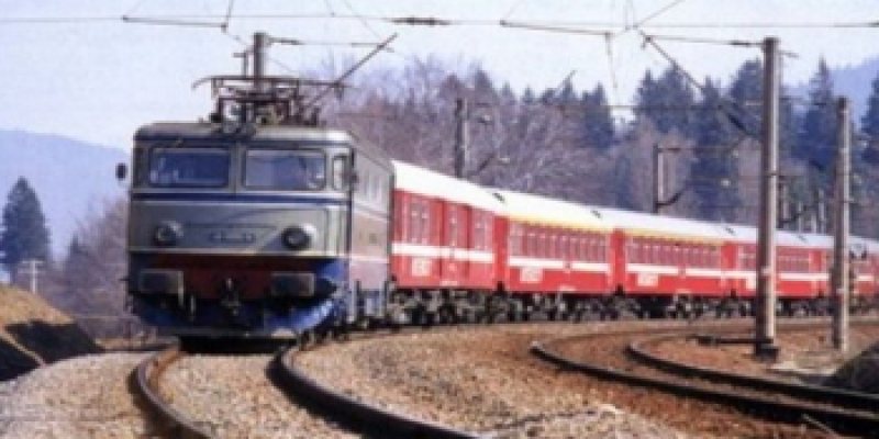 S-AU SPERIAT DE POLIȚIȘTI: Au sărit din tren ca să scape de probleme S-AU SPERIAT DE POLIȚIȘTI: Au sărit din tren ca să scape de probleme