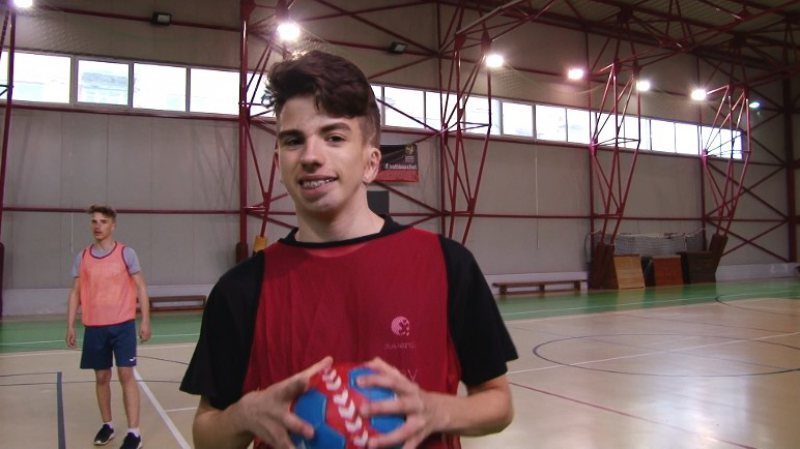 SOLIDARITATE: Competiţie sportivă pentru Emanuel, copilul ce necesită intervenție chirurgicală SOLIDARITATE: Competiţie sportivă pentru Emanuel, copilul ce necesită intervenție chirurgicală