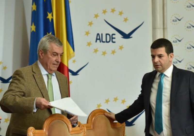 L-AU MAZILIT: Conducerea ALDE a decis retragerea sprijinului politic pentru Daniel Constantin L-AU MAZILIT: Conducerea ALDE a decis retragerea sprijinului politic pentru Daniel Constantin