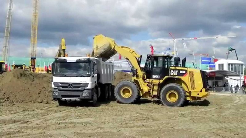 TUPEU: Un tânăr a furat motorină din rezervorul unui utilaj parcat într-o balastieră TUPEU: Un tânăr a furat motorină din rezervorul unui utilaj parcat într-o balastieră
