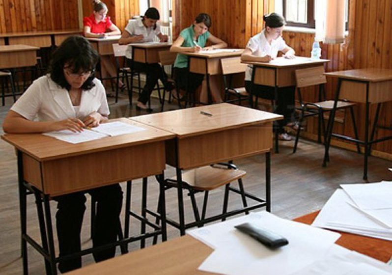 EMOȚII: Vineri are loc ultima simulare pentru examenul de Bacalaureat, proba la alegere