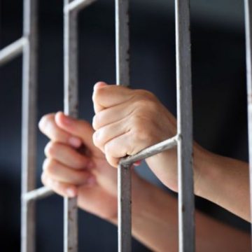 Luat de pe stradă și trimis după gratii