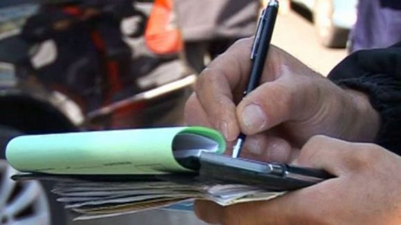 Peste 100 de verificări ale polițiștilor de la serviciul de investigare a criminalității economice Peste 100 de verificări ale polițiștilor de la serviciul de investigare a criminalității economice
