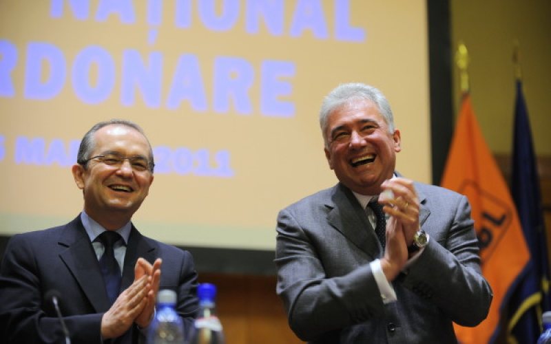 AUDIERI: Boc, Videanu, Berceanu, Flutur, Şova, Nica, Ruşanu, chemati marţi la audieri la Comisia pentru anchetarea alegerilor din 2009 AUDIERI: Boc, Videanu, Berceanu, Flutur, Şova, Nica, Ruşanu, chemati marţi la audieri la Comisia pentru anchetarea alegerilor din 2009