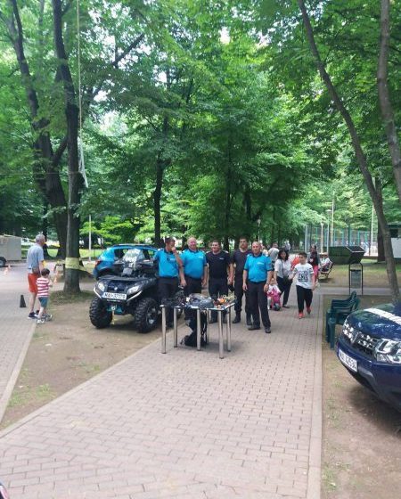 EVENIMENT PENTRU CEI MICI: Sute de participanți la distracția din Orășelul copiilor