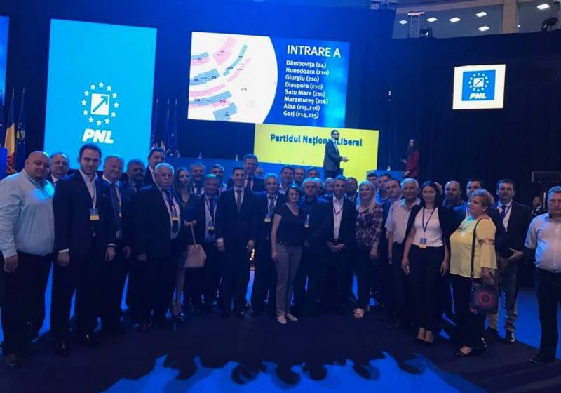 LIBERALII ÎŞI ALEG NOUL LIDER: Ludovic Orban şi Cristian Buşoi, în lupta pentru şefia PNL/ Iohannis: România are nevoie de partide puternice. UDMR: Trebuie să avem dialog între noi LIBERALII ÎŞI ALEG NOUL LIDER: Ludovic Orban şi Cristian Buşoi, în lupta pentru şefia PNL/ Iohannis: România are nevoie de partide puternice. UDMR: Trebuie să avem dialog între noi