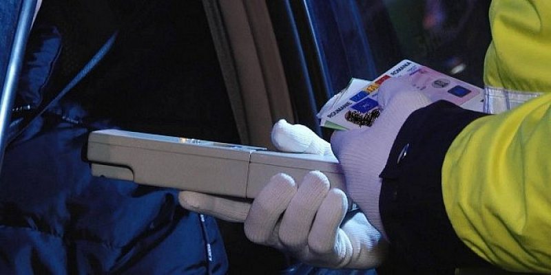 GHINION: Prins cu alcool la bord într-un control de rutină GHINION: Prins cu alcool la bord într-un control de rutină