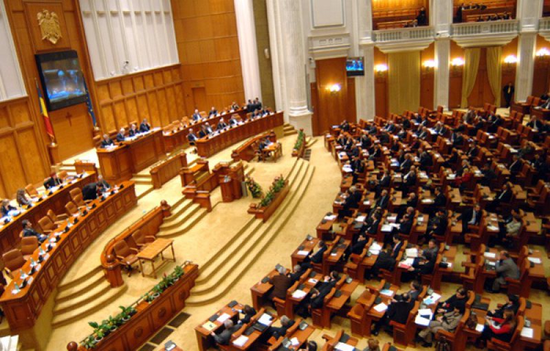 IDEI: Parlamentarii vor înfiinţarea unor ateliere de ucenicie pe lângă centrele de plasament IDEI: Parlamentarii vor înfiinţarea unor ateliere de ucenicie pe lângă centrele de plasament