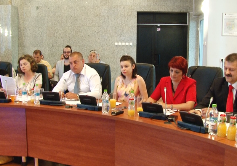 PROIECTE: Două blocuri cu locuințe sociale ar urma să fie reabilitate