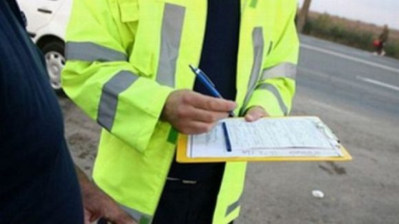 De la mic la mare – patru bărbați cu vârsta între 19 și 60 de ani, prinși la volan fără să aibă permis De la mic la mare – patru bărbați cu vârsta între 19 și 60 de ani, prinși la volan fără să aibă permis