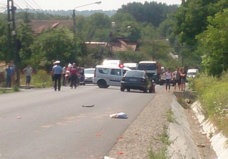 ACCIDENT MORTAL: Femeie spulberată de o mașină pe strada Făget din Sighetu Marmației (FOTO) ACCIDENT MORTAL: Femeie spulberată de o mașină pe strada Făget din Sighetu Marmației (FOTO)
