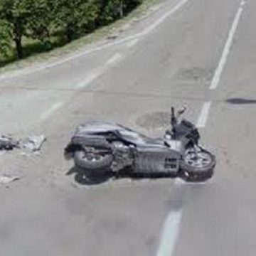 A ajuns la spital după ce s-a răsturnat cu un moped. Consumase alcool și nici nu are permis de conducere
