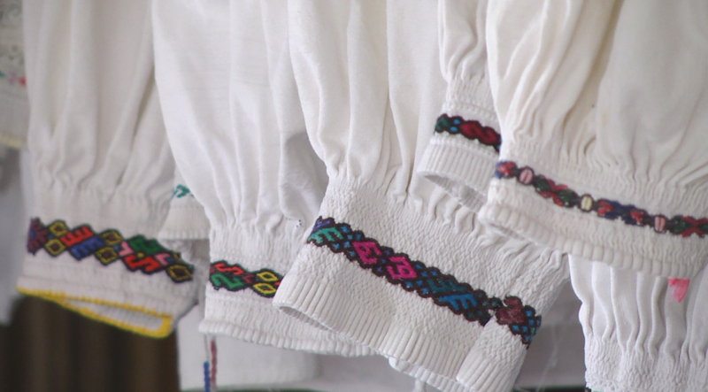 REPORTAJUL ZILEI: Muzeul de acasă – o îndeletnicire ce valorifică tradiţia, dar care aduce și profit REPORTAJUL ZILEI: Muzeul de acasă – o îndeletnicire ce valorifică tradiţia, dar care aduce și profit