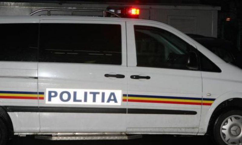 ULTRAJ: Reținut după ce a amenințat cu moartea o polițistă ULTRAJ: Reținut după ce a amenințat cu moartea o polițistă