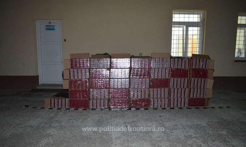 CONTRABANDĂ: Peste 18.000 pachete țigări confiscate la frontiera de nord CONTRABANDĂ: Peste 18.000 pachete țigări confiscate la frontiera de nord