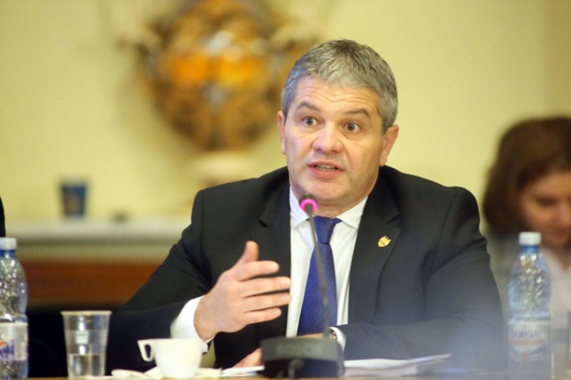 PROMISIUNI: Ministrul Sănătății, despre vaccinare: Vă asigur că lucrurile vor intra într-un făgaș normal PROMISIUNI: Ministrul Sănătății, despre vaccinare: Vă asigur că lucrurile vor intra într-un făgaș normal