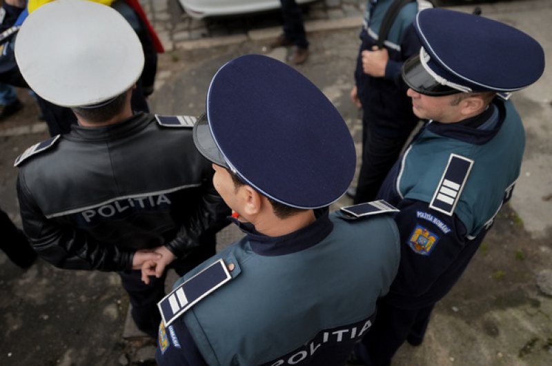 BILANȚ: Mii de poliţişti au ieşit la pensie înainte de intrarea în vigoare a noii legi privind plafonarea PENSIILOR speciale. Care este numărul de angajaţi de care ar avea nevoie MAI