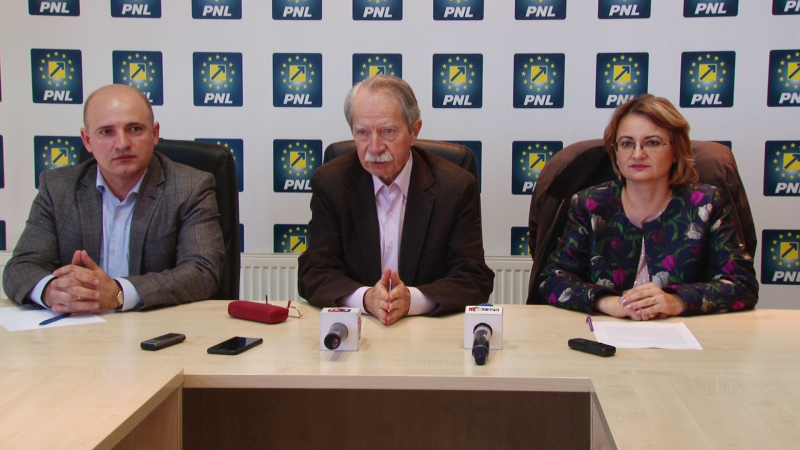 MARINEL KOVACS (PNL): ”Suntem de un an jumate colegi cu domnul Moldovan, noi nu îl cunoaștem” MARINEL KOVACS (PNL): ”Suntem de un an jumate colegi cu domnul Moldovan, noi nu îl cunoaștem”