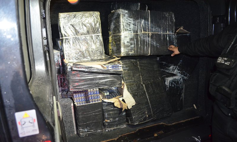 CONTRABANDĂ: Țigări în valoare de peste 265.000 lei, confiscate CONTRABANDĂ: Țigări în valoare de peste 265.000 lei, confiscate