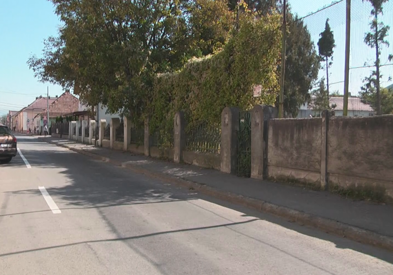 PE LISTA DE AȘTEPTARE: Proiect amânat din pricină că aleșii locali n-au știut prea bine cum stă treaba PE LISTA DE AȘTEPTARE: Proiect amânat din pricină că aleșii locali n-au știut prea bine cum stă treaba