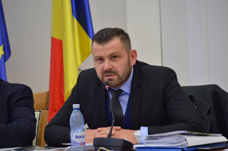 L-AU ALES: George Moldovan a fost validat în funcția de vicepreședinte al Consiliului Județean Maramureș L-AU ALES: George Moldovan a fost validat în funcția de vicepreședinte al Consiliului Județean Maramureș