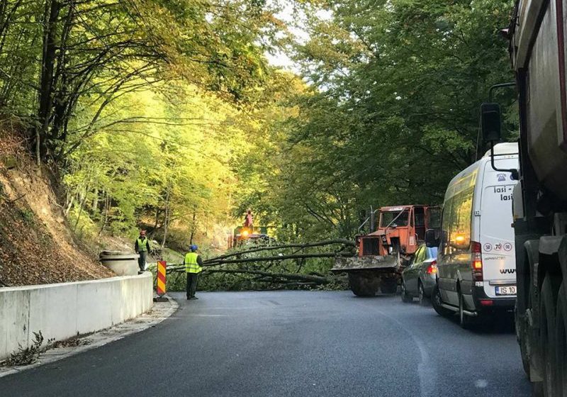 LUCRĂRI: Trafic blocat în Pasul Gutâi