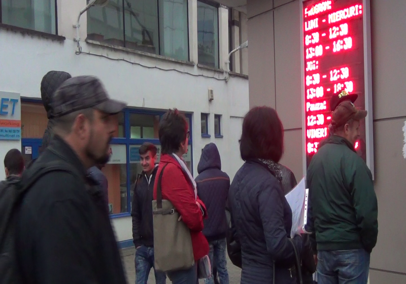SÂMBĂTĂ: Program normal de lucru cu publicul la Permise și Înmatriculări, după defecțiunea tehnică de joi