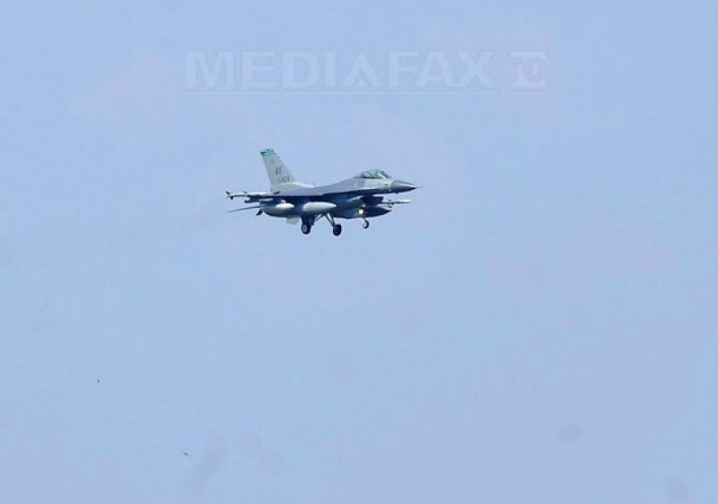 TRAGEDIE: Un avion de vânătoare al Armatei SUA s-a prăbuşit în timpul unor exerciţii de antrenament. Toate persoanele aflate la bordul avionului ar fi murit