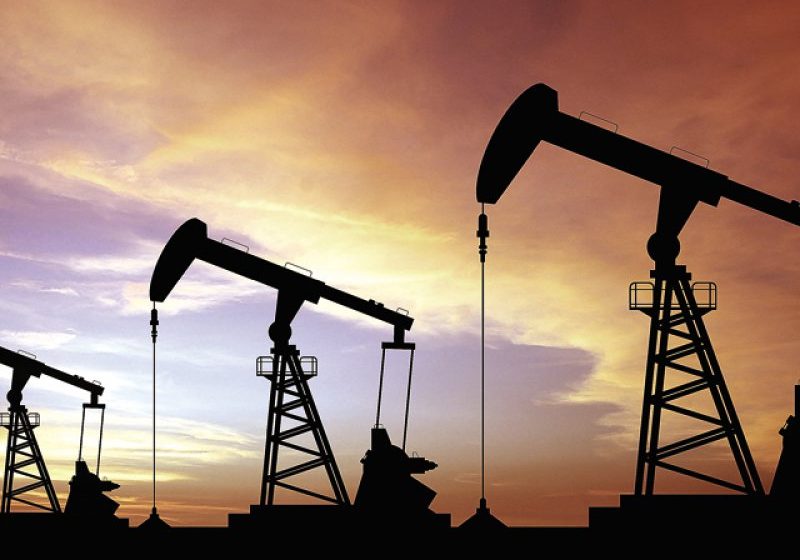 ECONOMIE: Preţul petrolului depăşeşte 65 de dolari. Este pentru prima dată din iunie 2015 ECONOMIE: Preţul petrolului depăşeşte 65 de dolari. Este pentru prima dată din iunie 2015