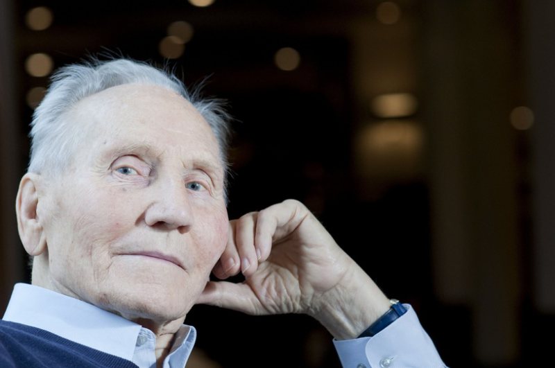 POLONIA: A murit Kazimierz Piechowski, care a evadat de la Auschwitz furând o maşină a SS POLONIA: A murit Kazimierz Piechowski, care a evadat de la Auschwitz furând o maşină a SS