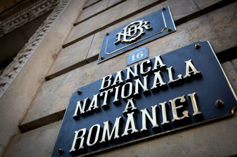 BNR: Cresc ratele la credite, vin noi scumpiri, iar economia „duduie” pe consum ca-n precriza din 2008 BNR: Cresc ratele la credite, vin noi scumpiri, iar economia „duduie” pe consum ca-n precriza din 2008