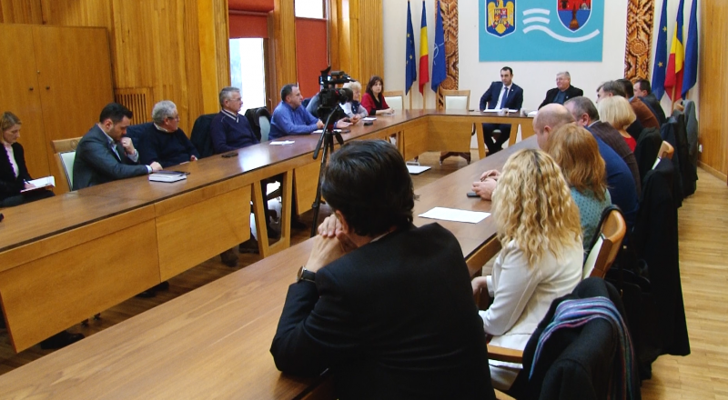 CE SPUNE ISJ: Cum e cu comasările de școli în Maramureș CE SPUNE ISJ: Cum e cu comasările de școli în Maramureș