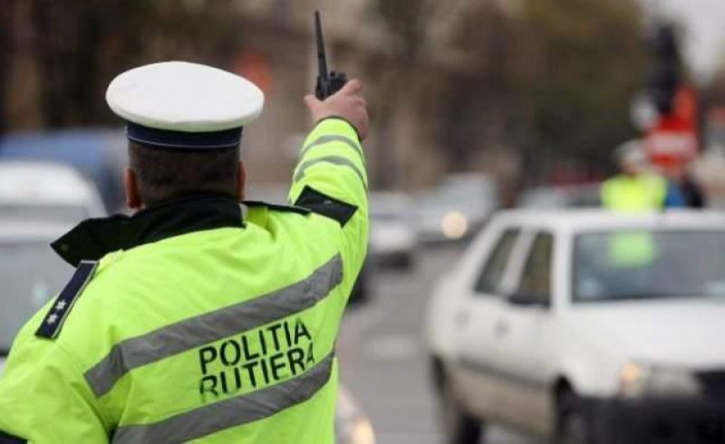 CONTROALE PE ȘOSELE: Amenzi de 37.000 de lei și 6 permise reținute CONTROALE PE ȘOSELE: Amenzi de 37.000 de lei și 6 permise reținute