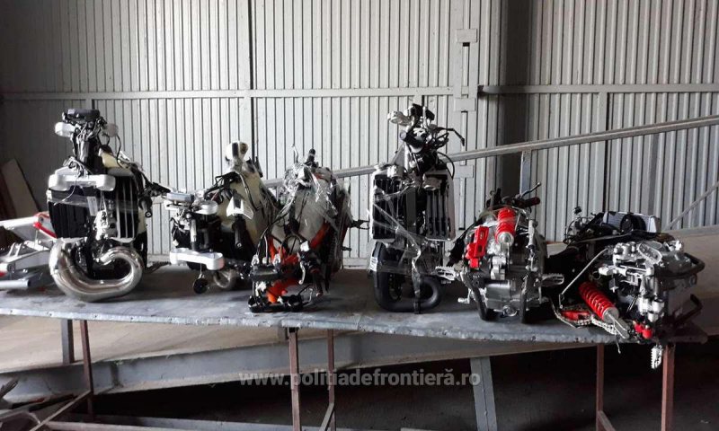 ITPF SIGHET: Șase motociclete dezmembrate și un scuter, căutate de autoritățile din Italia, descoperite la P.T.F Petea ITPF SIGHET: Șase motociclete dezmembrate și un scuter, căutate de autoritățile din Italia, descoperite la P.T.F Petea