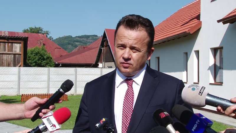 DECLARAȚIE POLITICĂ: Senatorul Liviu Marian Pop speră ca învățământul românesc să urmeze exemplul celui din Franța DECLARAȚIE POLITICĂ: Senatorul Liviu Marian Pop speră ca învățământul românesc să urmeze exemplul celui din Franța