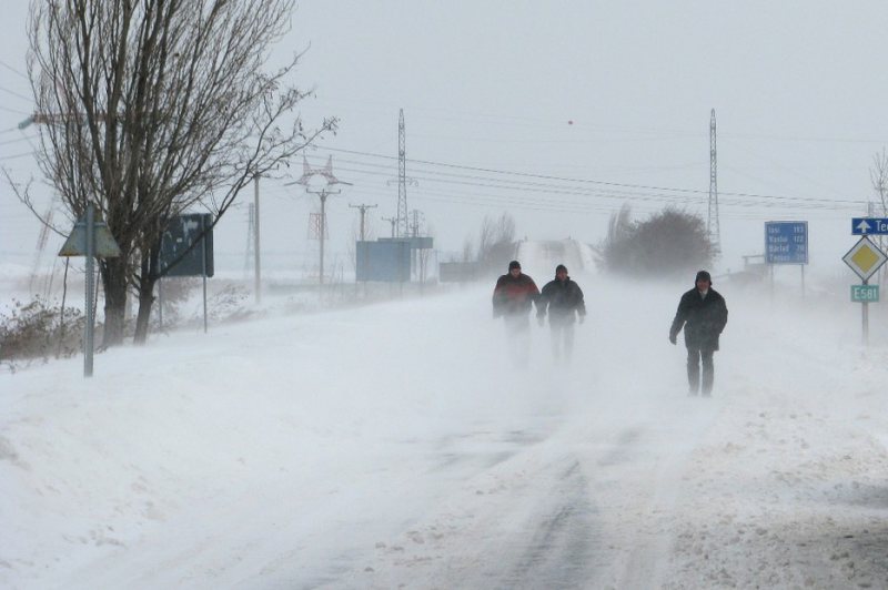 PROGNOZA METEO: Codul portocaliu de ger şi viscol ar putea fi extins şi după 1 martie. Temperaturile vor coborî până la -22 de grade Celsius PROGNOZA METEO: Codul portocaliu de ger şi viscol ar putea fi extins şi după 1 martie. Temperaturile vor coborî până la -22 de grade Celsius