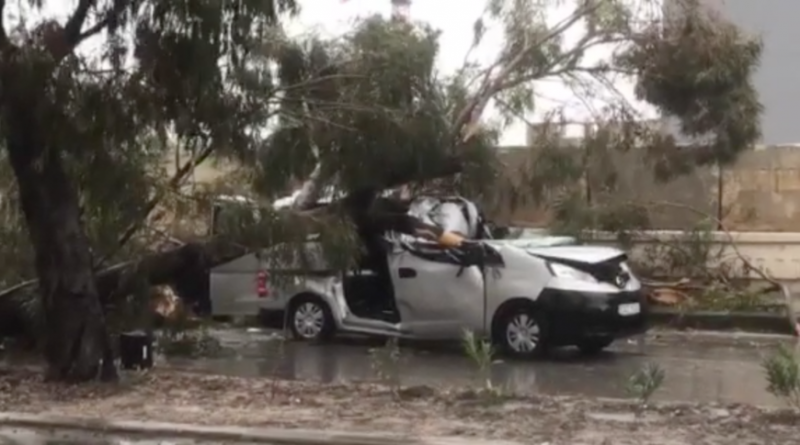 TRAGEDIE: Un român a murit în Malta în urma unei furtuni TRAGEDIE: Un român a murit în Malta în urma unei furtuni