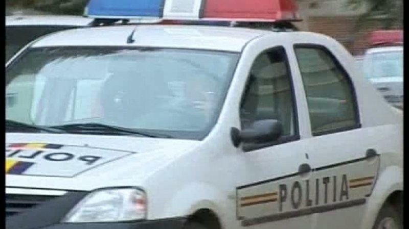 VIOLENŢĂ: Copil de 12 ani, lovit cu scaunul de către tatăl vitreg VIOLENŢĂ: Copil de 12 ani, lovit cu scaunul de către tatăl vitreg