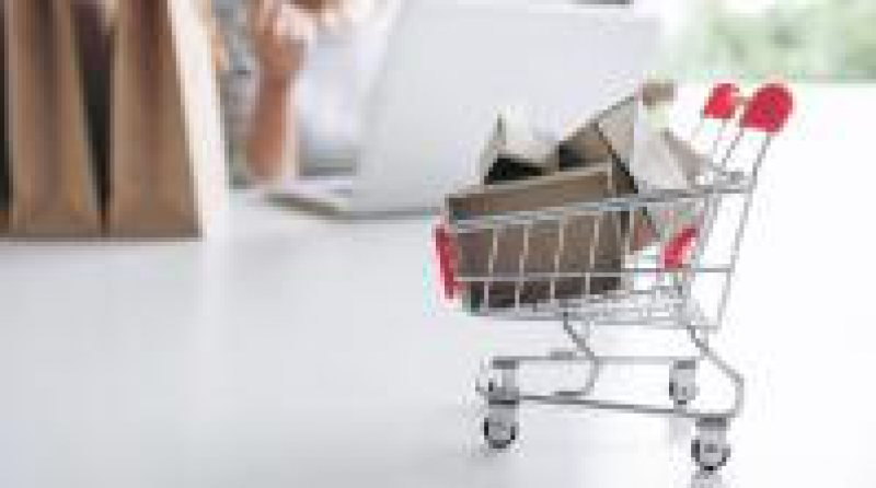 BINE DE ȘTIUT: Ce drepturi ai când cumperi de la comercianții români și străini BINE DE ȘTIUT: Ce drepturi ai când cumperi de la comercianții români și străini