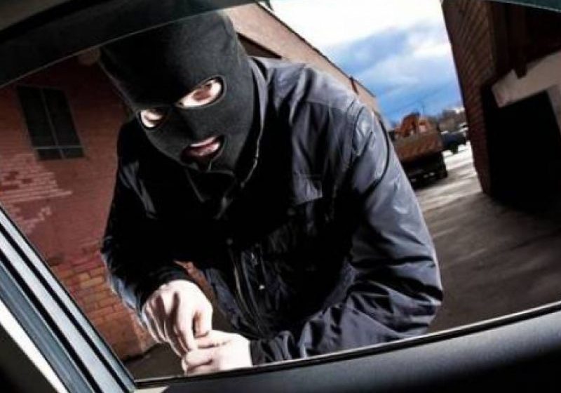 CA LA NOI LA NIMENEA: Hoț de mașini fără permis de conducere CA LA NOI LA NIMENEA: Hoț de mașini fără permis de conducere