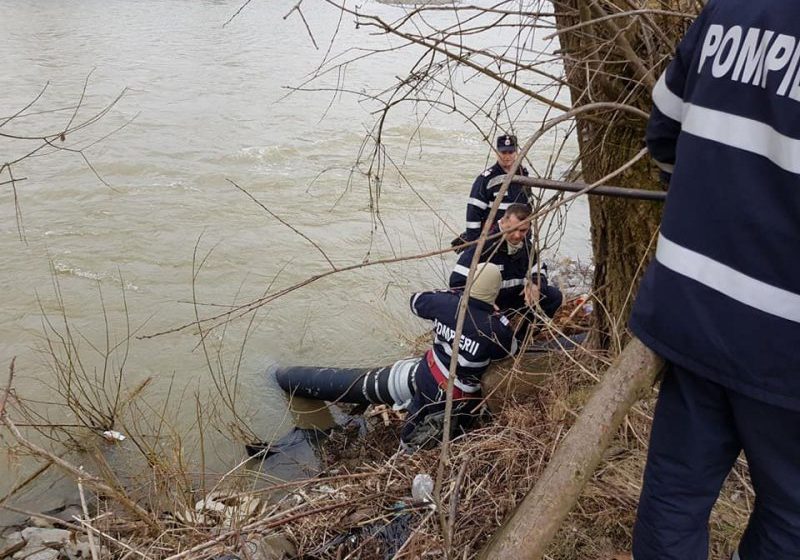 POMPIERI PREVĂZĂTORI: Mai bine exersezi decât să fii luat pe nepregătite (GALERIE FOTO) POMPIERI PREVĂZĂTORI: Mai bine exersezi decât să fii luat pe nepregătite (GALERIE FOTO)
