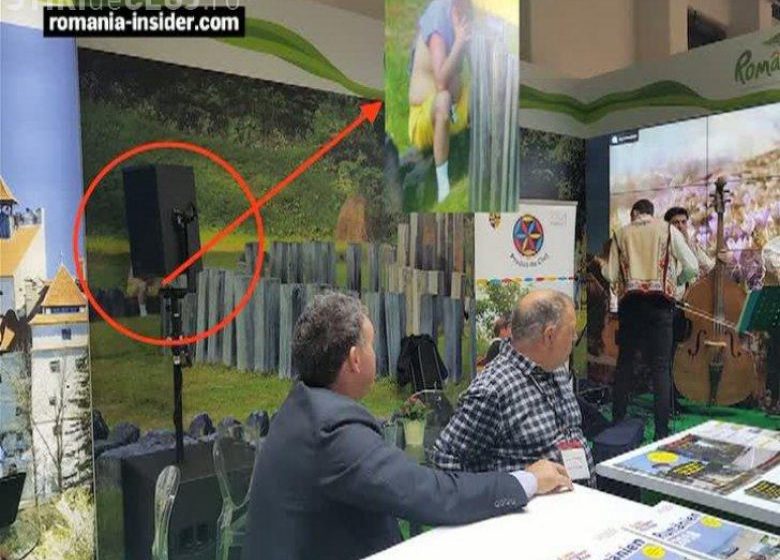 SE ÎNTÂMPLĂ: Gafă la Târgul de turism de la Berlin.Român cu burta goală, pe poster – FOTO SE ÎNTÂMPLĂ: Gafă la Târgul de turism de la Berlin.Român cu burta goală, pe poster – FOTO