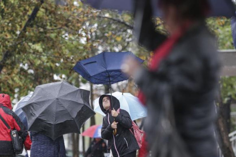 METEO: Cât vor dura ploile puternice şi pericolul de inundaţii METEO: Cât vor dura ploile puternice şi pericolul de inundaţii