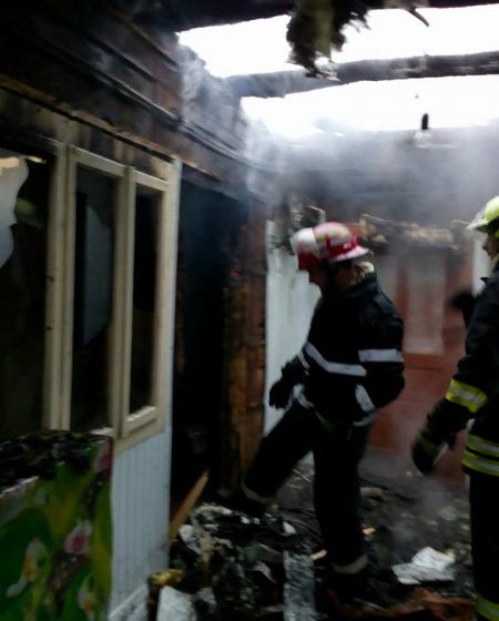 112: Incendiu la o casă de locuit din Şomcuta Mare