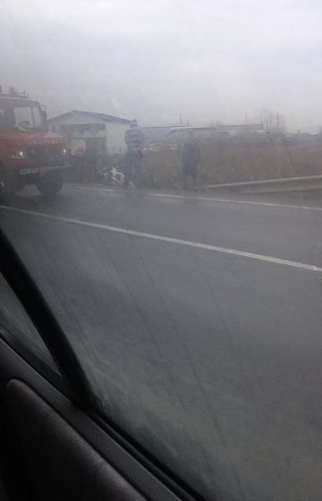 112: Accident grav în Baia Mare. O persoană este încarcerată 112: Accident grav în Baia Mare. O persoană este încarcerată