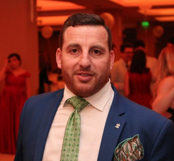 SCANDAL ÎN PARTID: Secretarul general al PMP Baia Mare era să ia bătaie … pentru iubită SCANDAL ÎN PARTID: Secretarul general al PMP Baia Mare era să ia bătaie … pentru iubită